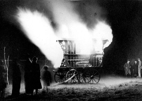 Burning_of_Gypsy_wagon_at_funeral.jpg